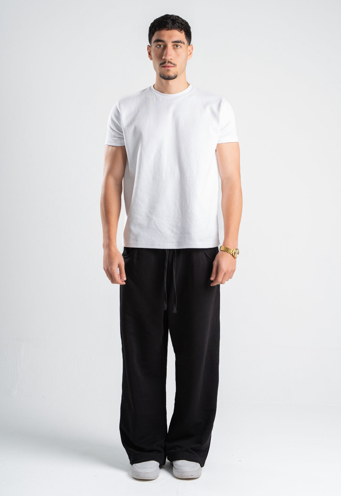 BLACK SWEATS