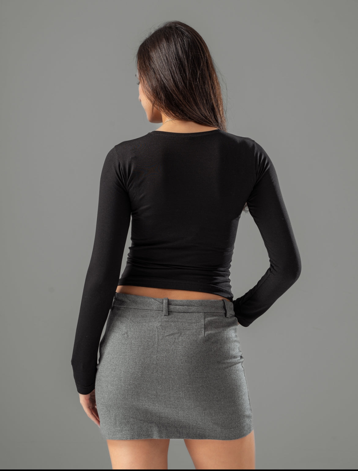 BLACK LONG SLEEVE TOP